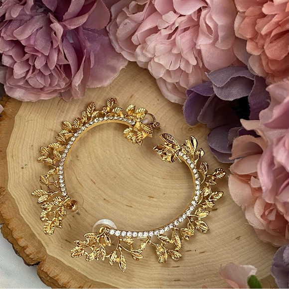 Whimsical Crystal Fairy Leaves Earring Cuff - Picture 6 of 16